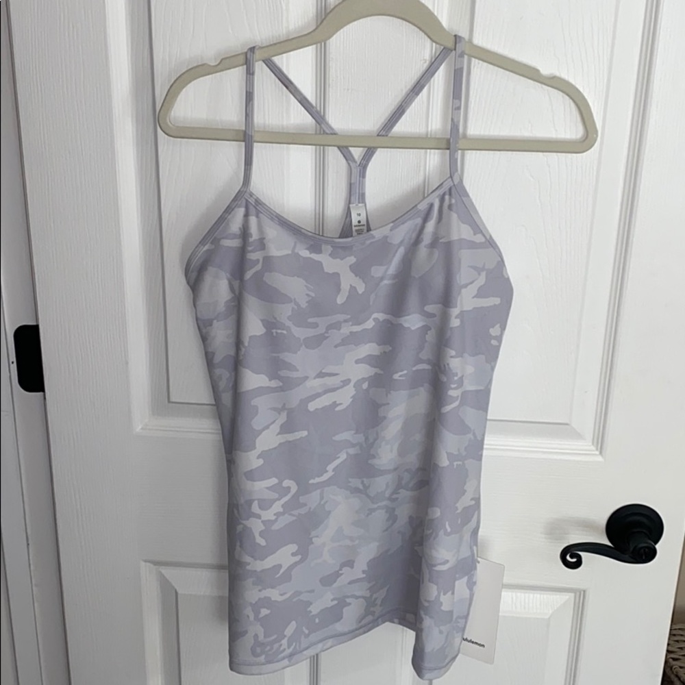 Lululemon tank